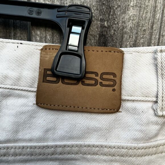 Vintage Boss Shorts Mens 36 White Denim Hip Hop Rap 90s Baggy Spellout Logo Fray - Picture 12 of 16